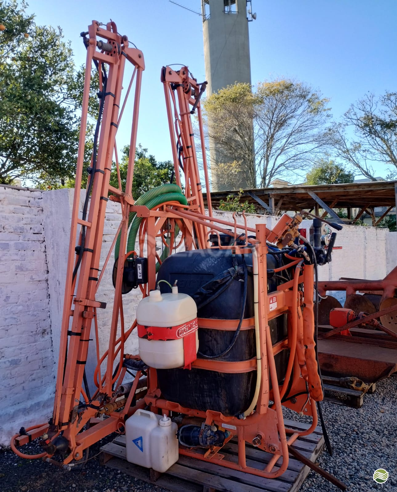 PULVERIZADOR JACTO CONDOR 600 AM12 Acoplado Hidráulico Izacar Tratores ENCRUZILHADA DO SUL RIO GRANDE DO SUL RS